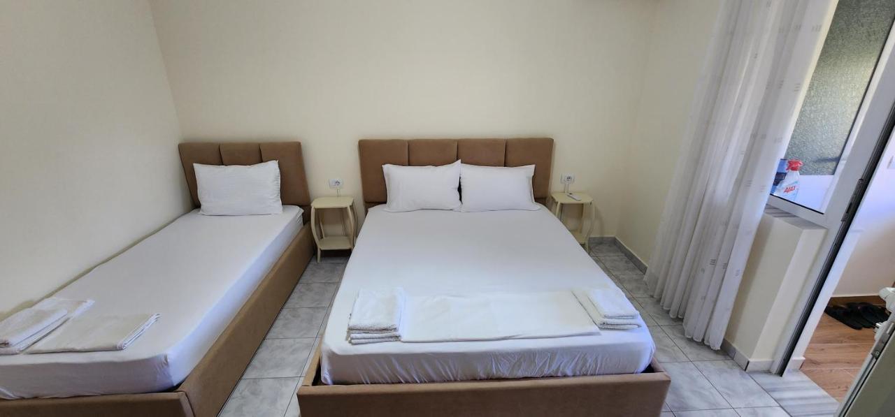 Apartament Teuta Përmet Kültér fotó